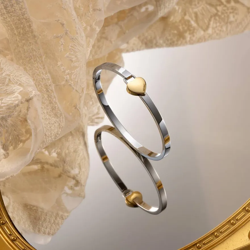 Women MVMT Heartlocks|Bracelets^Heartlock Bangle