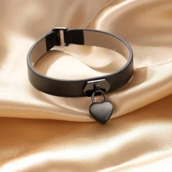 Women MVMT Heartlocks|Bracelets^Leather Heartlock Bracelet