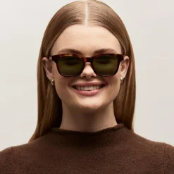 Women MVMT Round|Round^Malibu Round Sunglasses