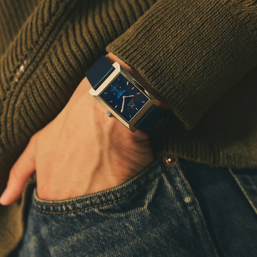 MVMT Shop All^Newporter