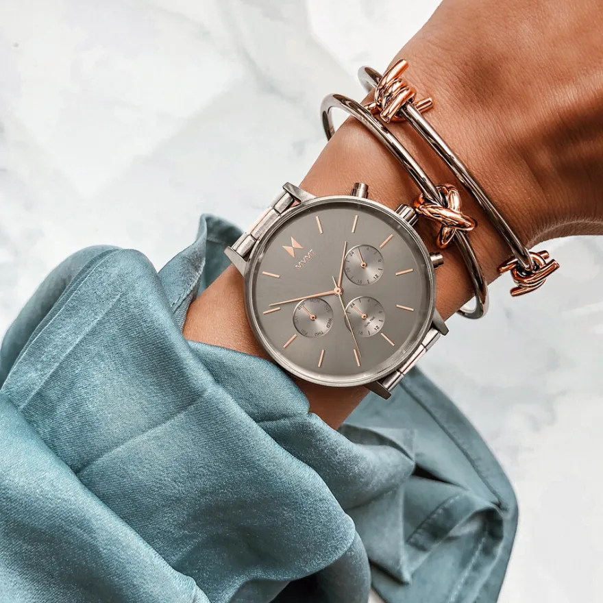 Women MVMT Round|Shop All^Nova
