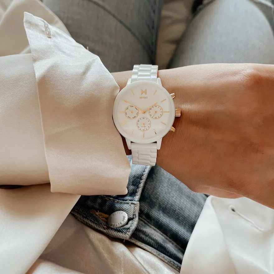 Women MVMT Ceramic|Round^Nova Ceramic
