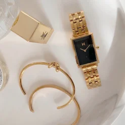 Women MVMT Shop All^Signature Square