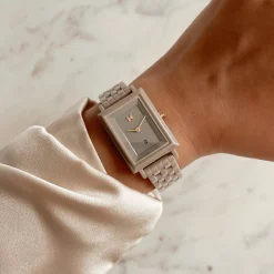 Women MVMT Ceramic|Rectangle^Signature Square Ceramic